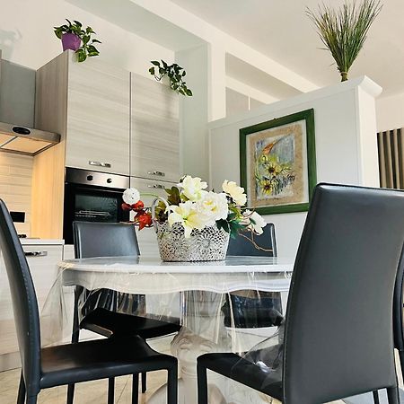Tanza In Vetrina 2024 Villa นาร์โด ภายนอก รูปภาพ